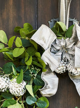 Dasher Wreath Cranberry Frog