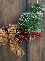 Moontide Wreath Cranberry Frog